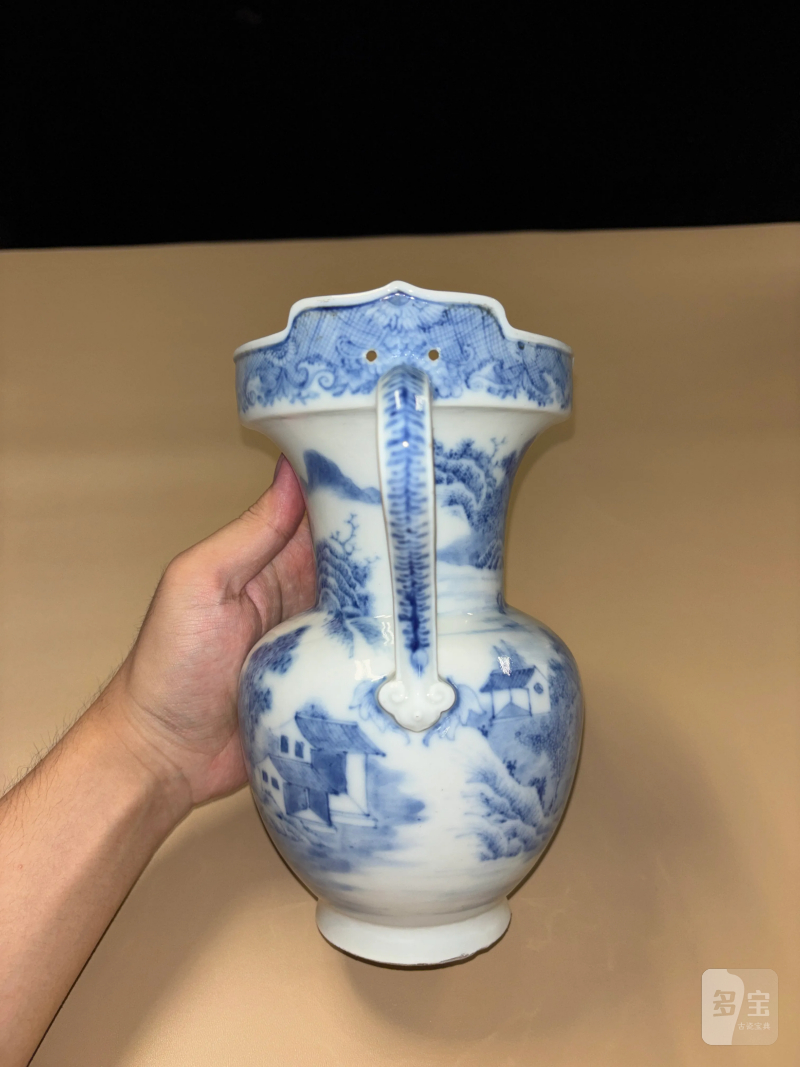 清乾隆 青花山水纹僧帽壶 - 图3